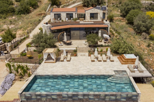 Villa Silver House
