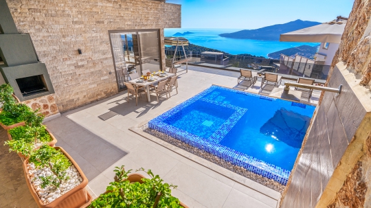 Villa White Smith, Özel havuzlu jakuzili hamamlı saunalı kapalı havuzlu lüks villa.